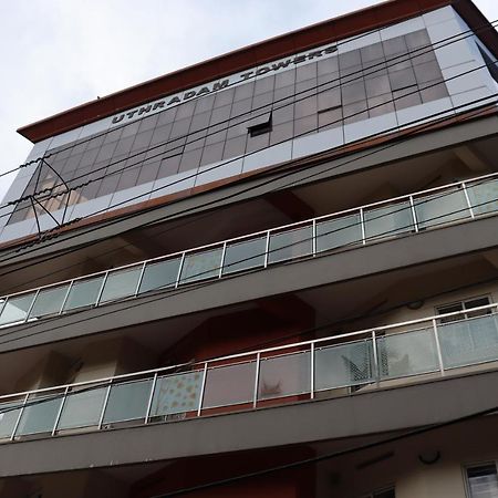 فندق Uthradam Towers تريفِندرم المظهر الخارجي الصورة